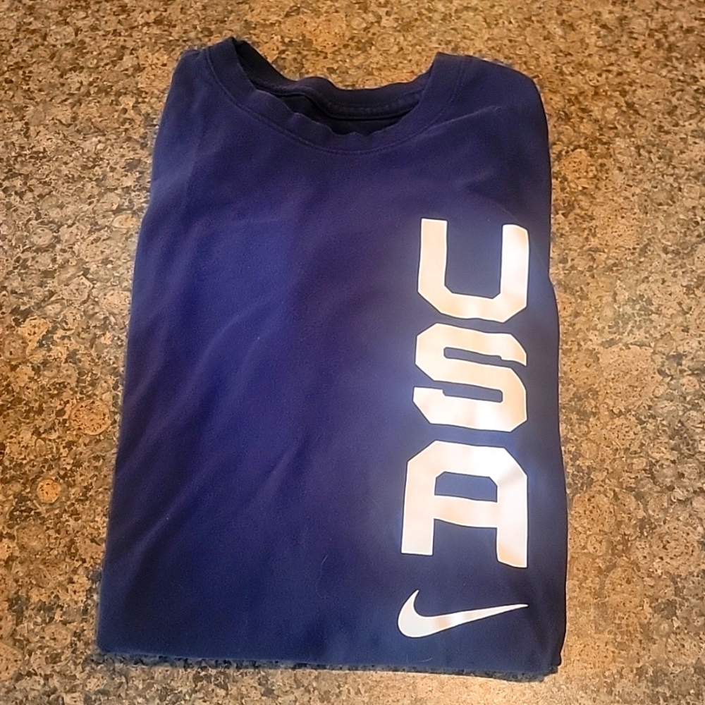 USA basketball Nike tshirt